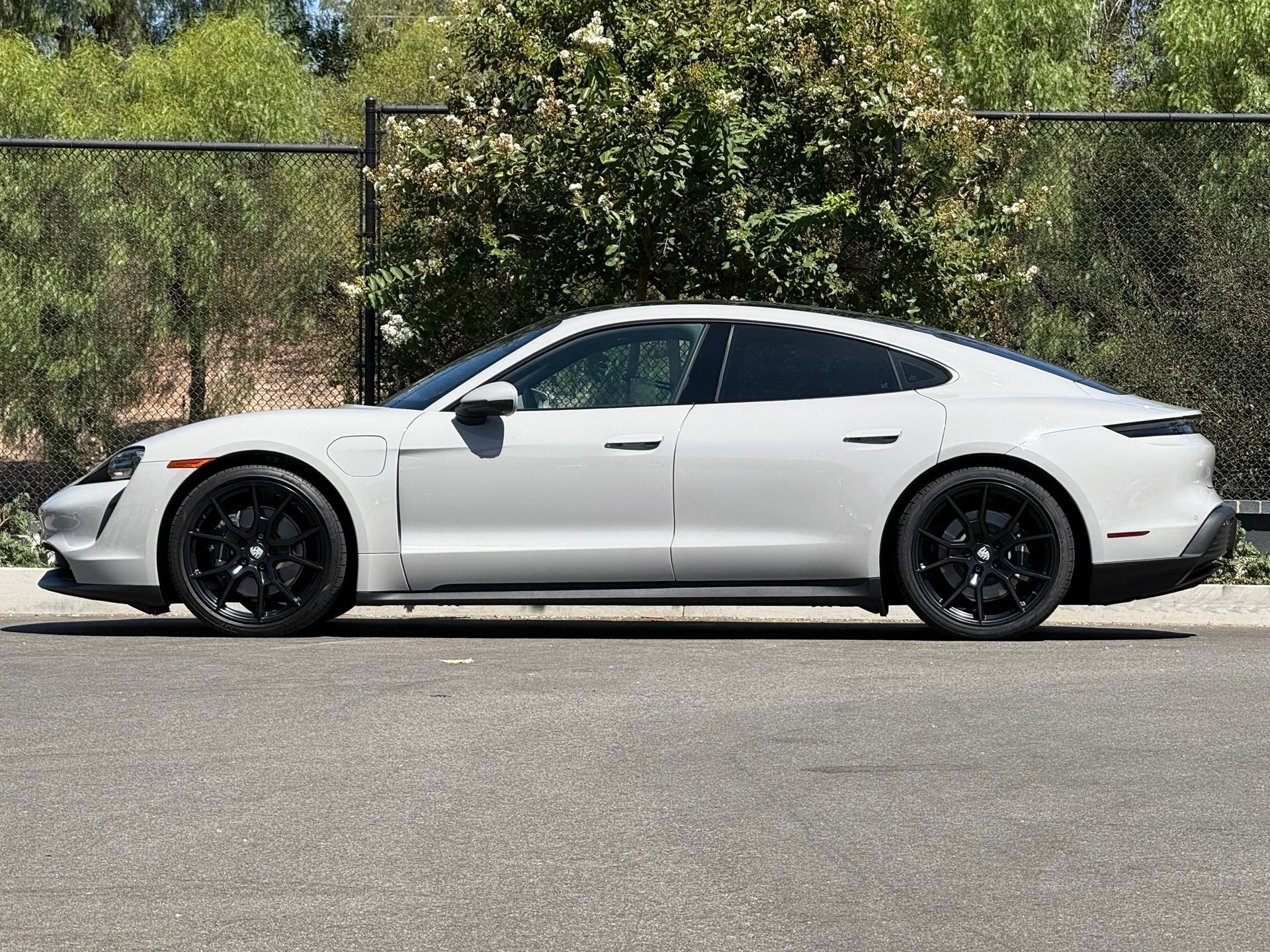 Certified 2023 Porsche Taycan RWD image 2