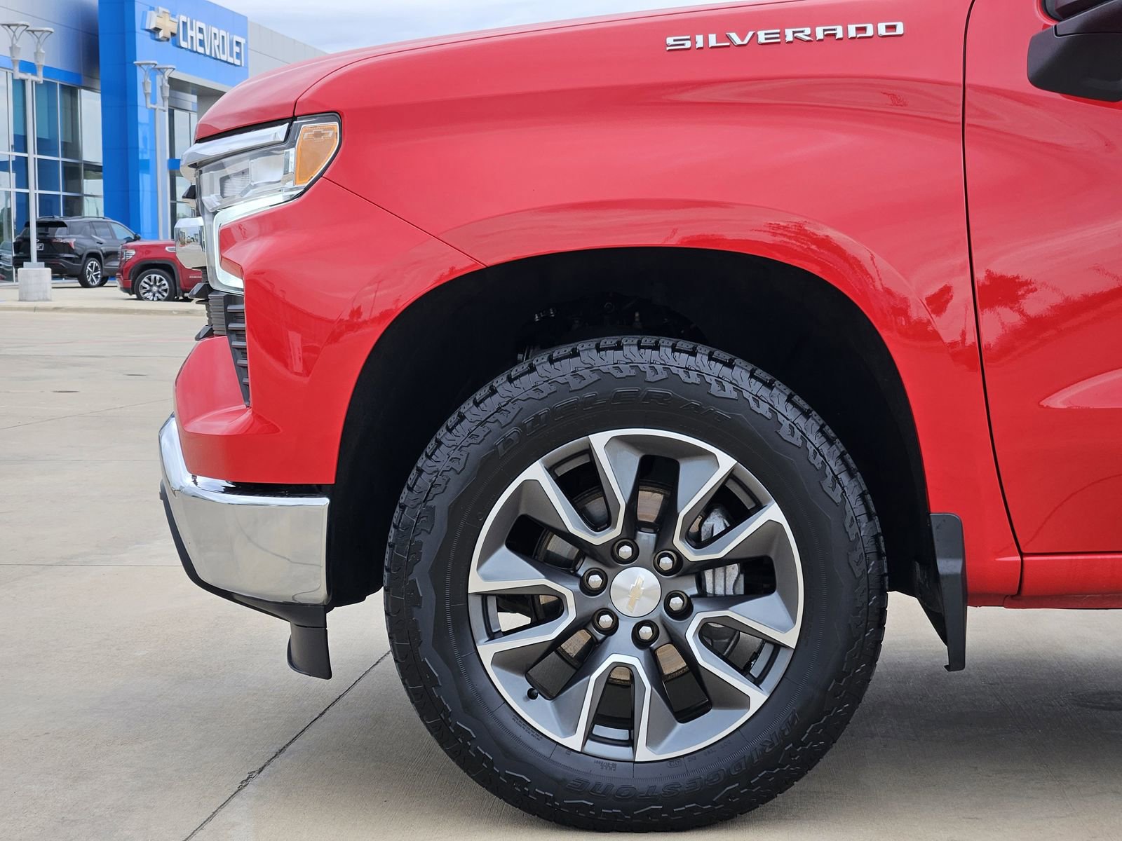 Certified 2024 Chevrolet Silverado 1500 LT AWD/4WD image 13