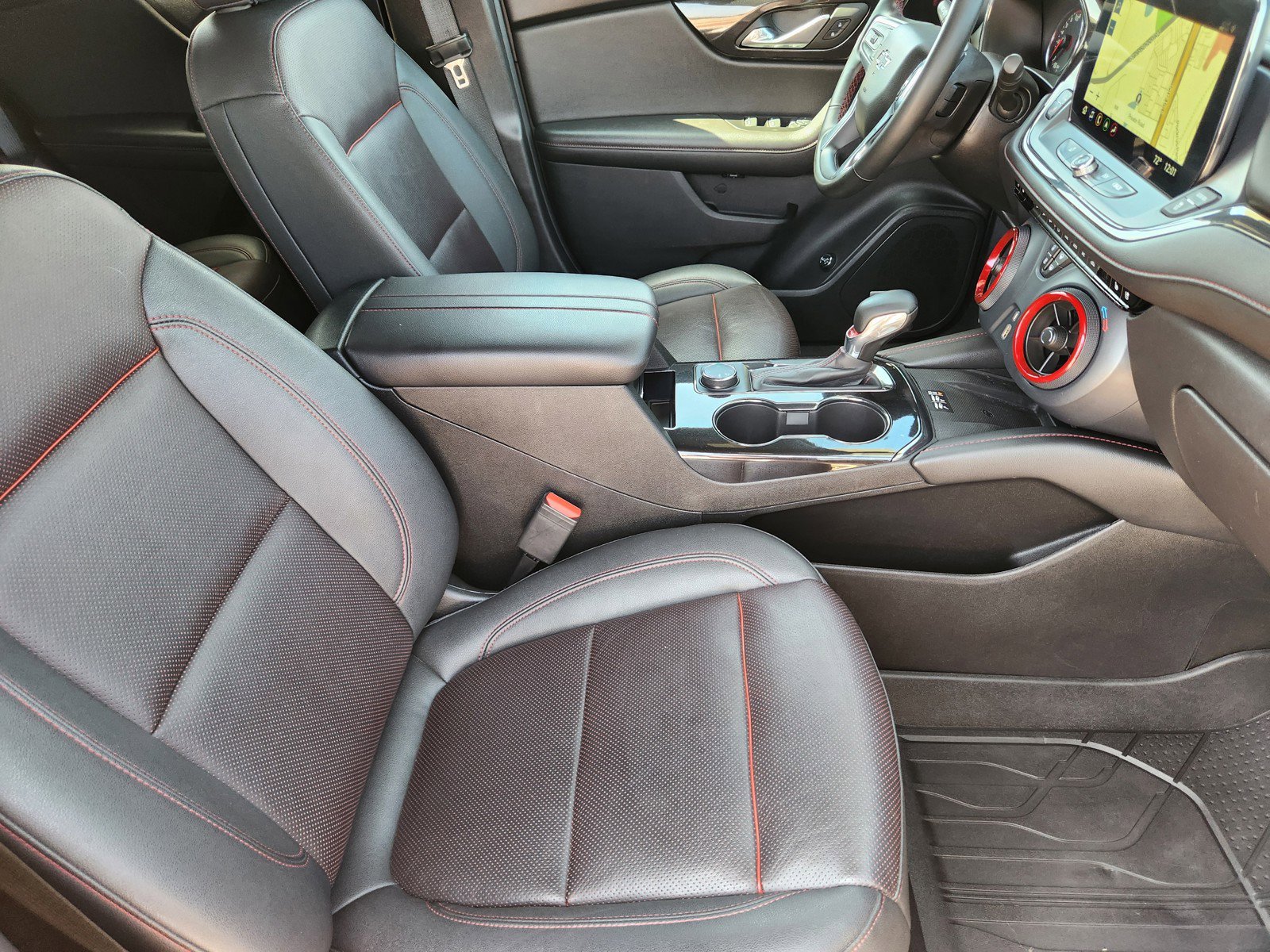 Used 2023 Chevrolet Blazer RS w/ Driver Confidence II Package AWD/4WD image 13