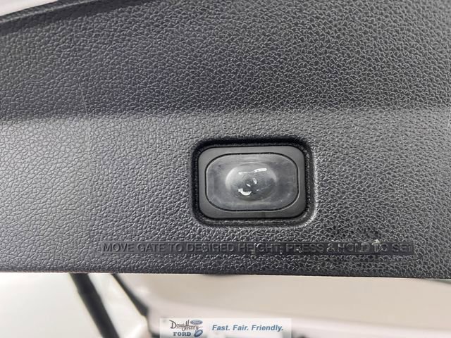 Used 2016 Ford Explorer Platinum image 35