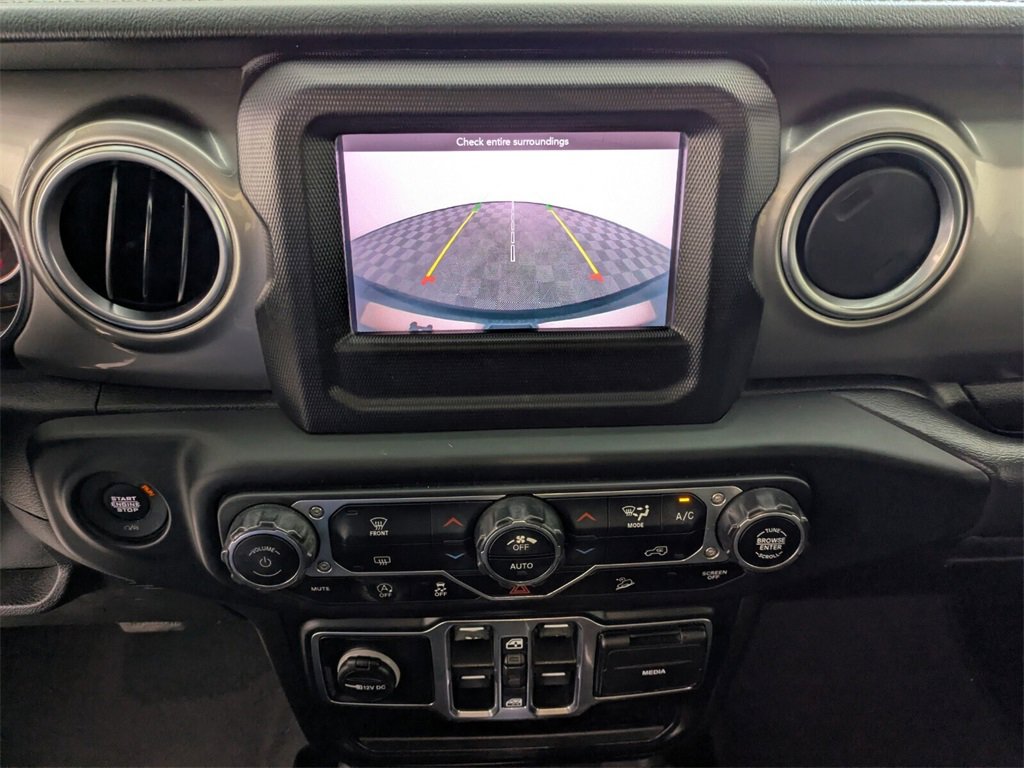 Certified 2020 Jeep Wrangler Unlimited Sahara image 22