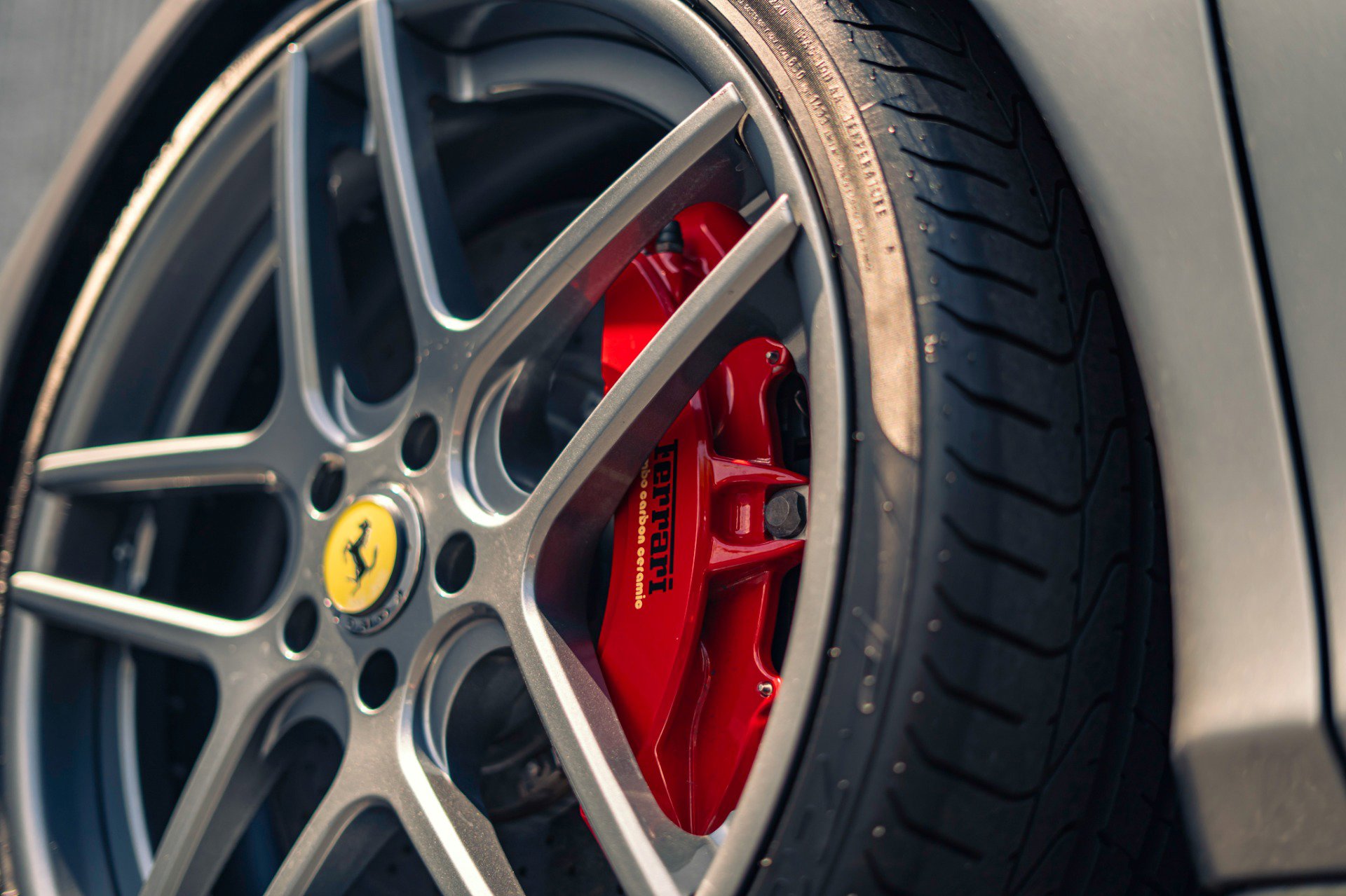 Used 2012 Ferrari 458 Italia Coupe RWD image 15