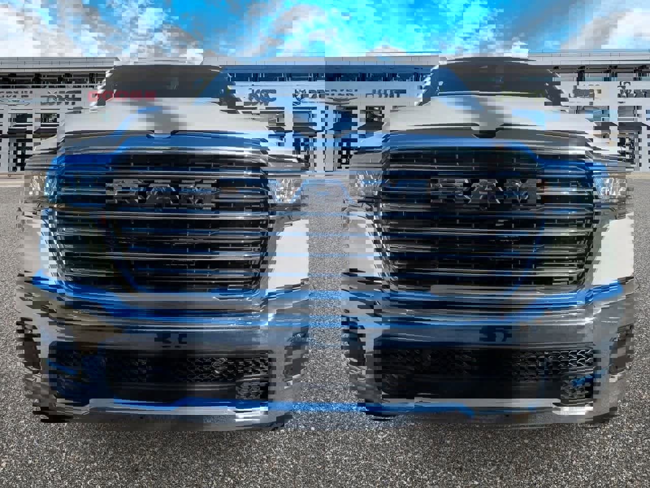 Used 2025 RAM 1500 Laramie image 3