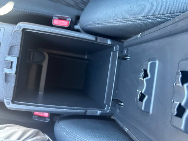 Used 2017 Nissan Rogue S AWD/4WD image 38