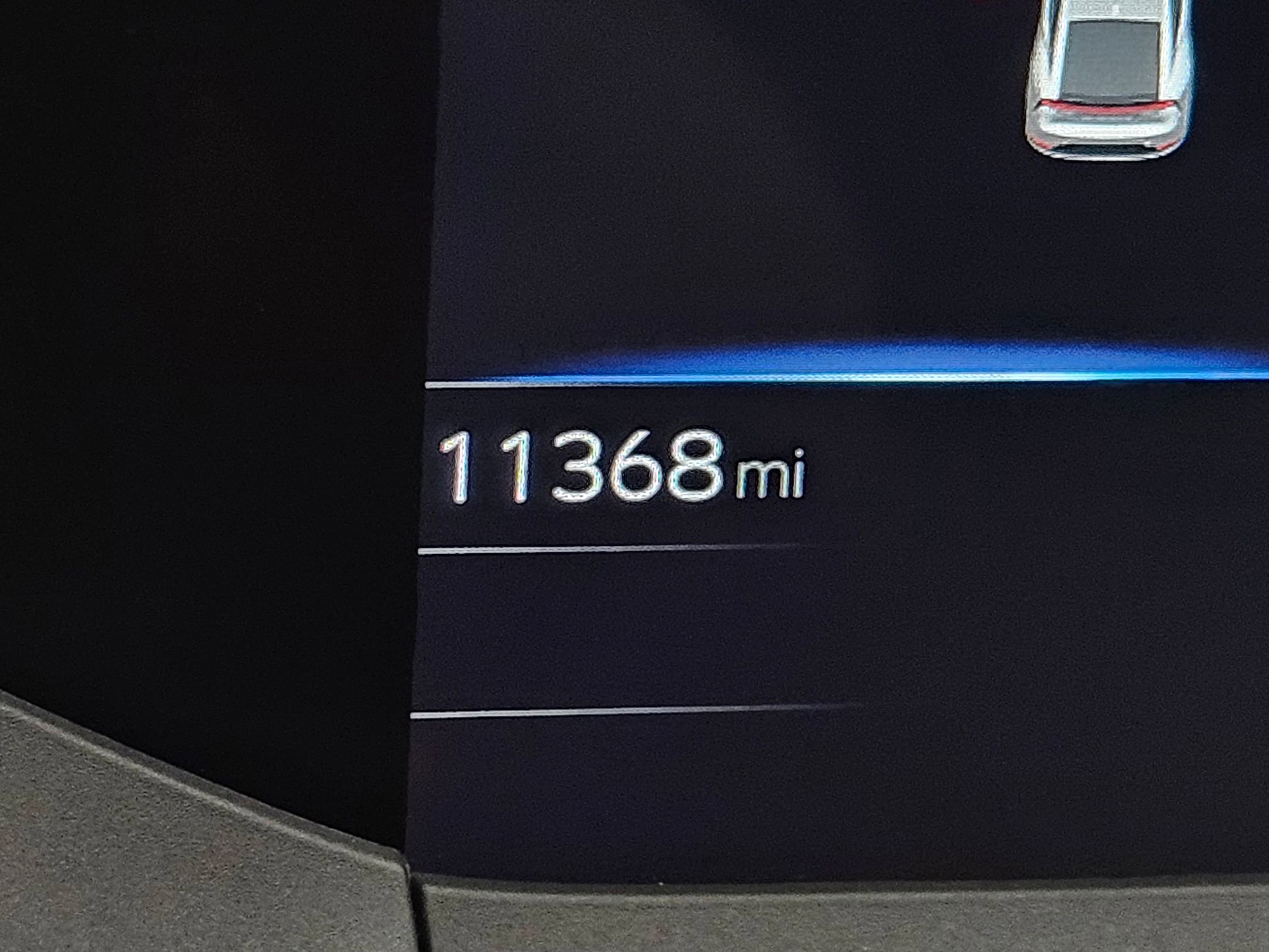 Used 2025 Toyota Prius Limited w/ Limited Premium Package FWD image 30