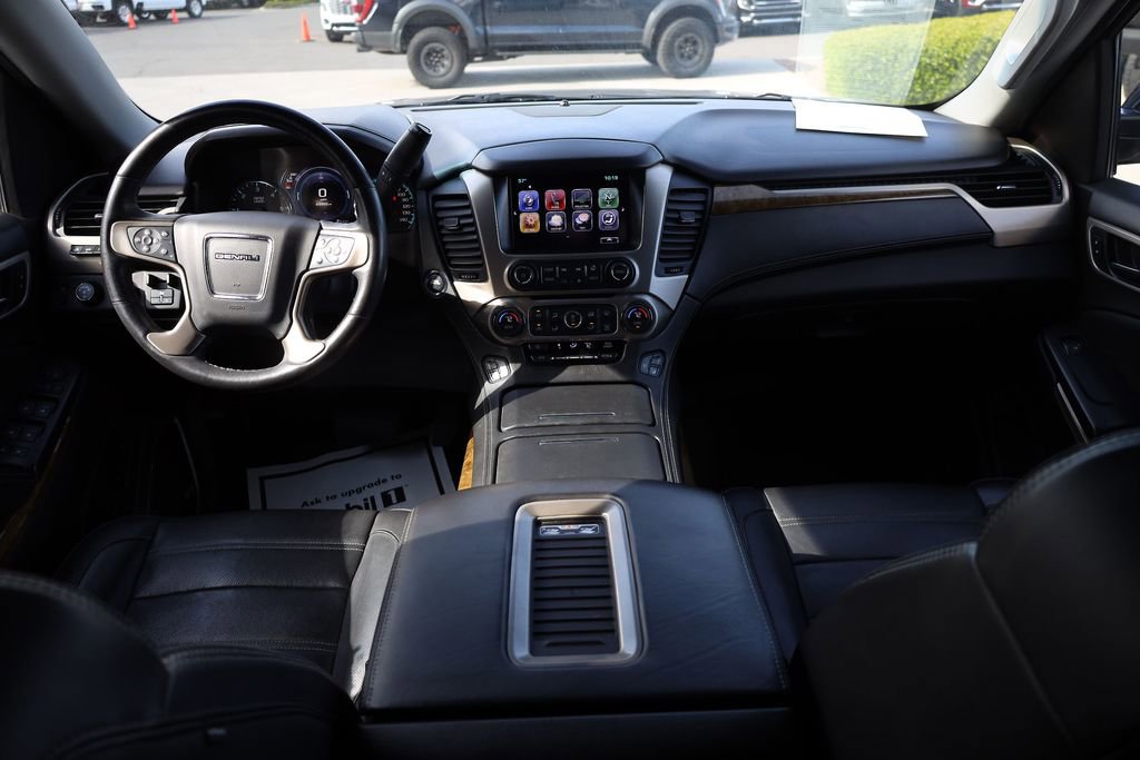 Used 2017 GMC Yukon Denali w/ Enhanced Security Package AWD/4WD image 19