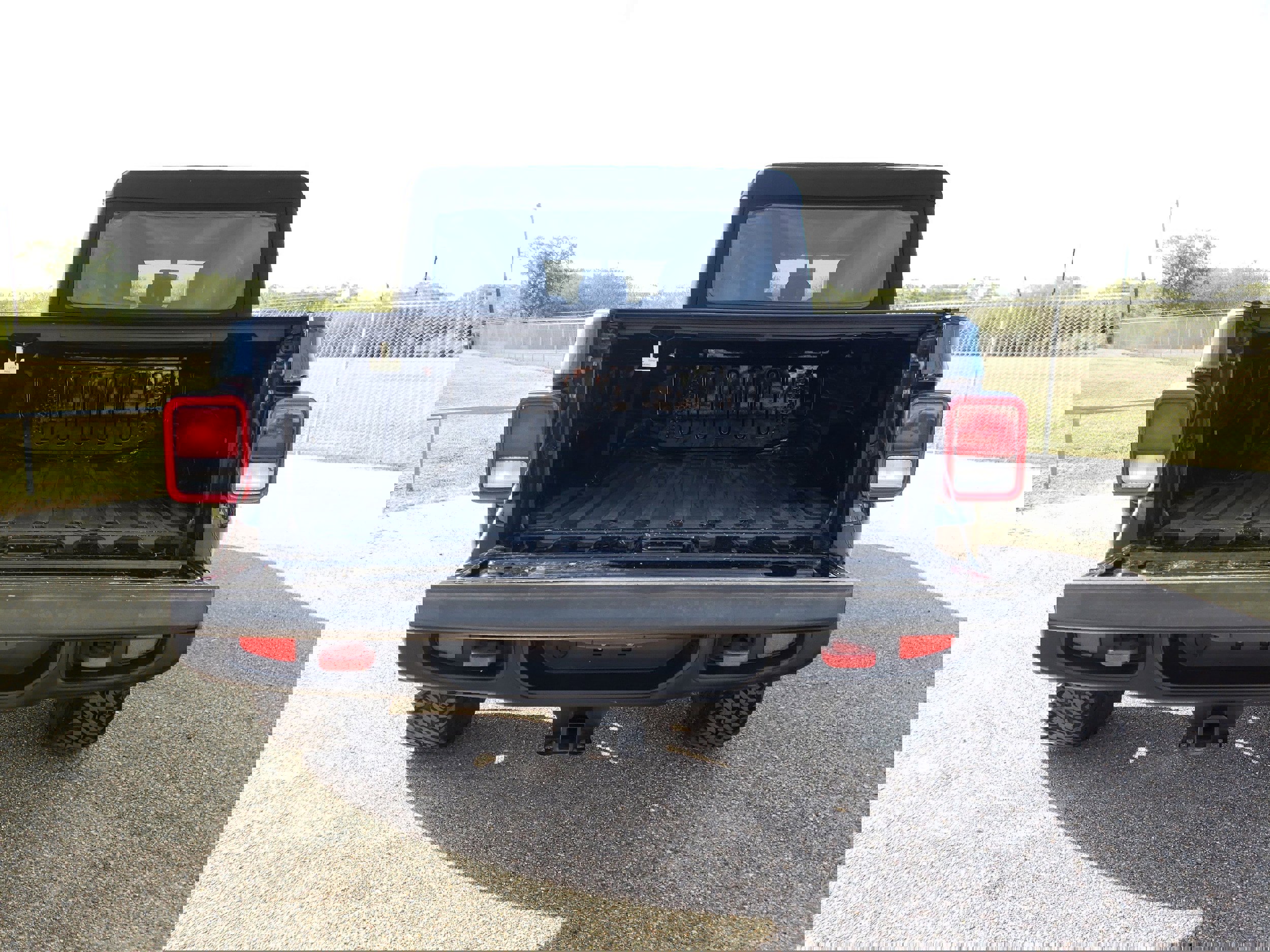 Used 2023 Jeep Gladiator Rubicon w/ Trailer Tow Package image 23