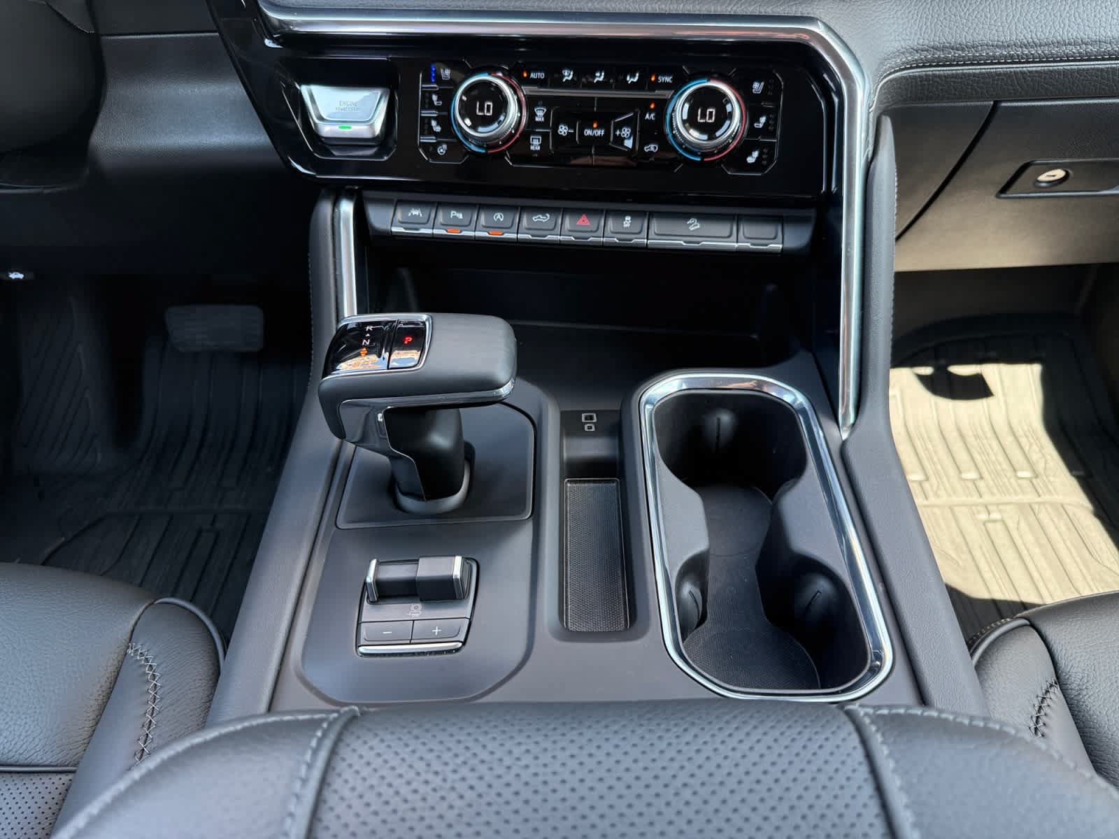 Used 2026 GMC Sierra 1500 Denali AWD/4WD image 15