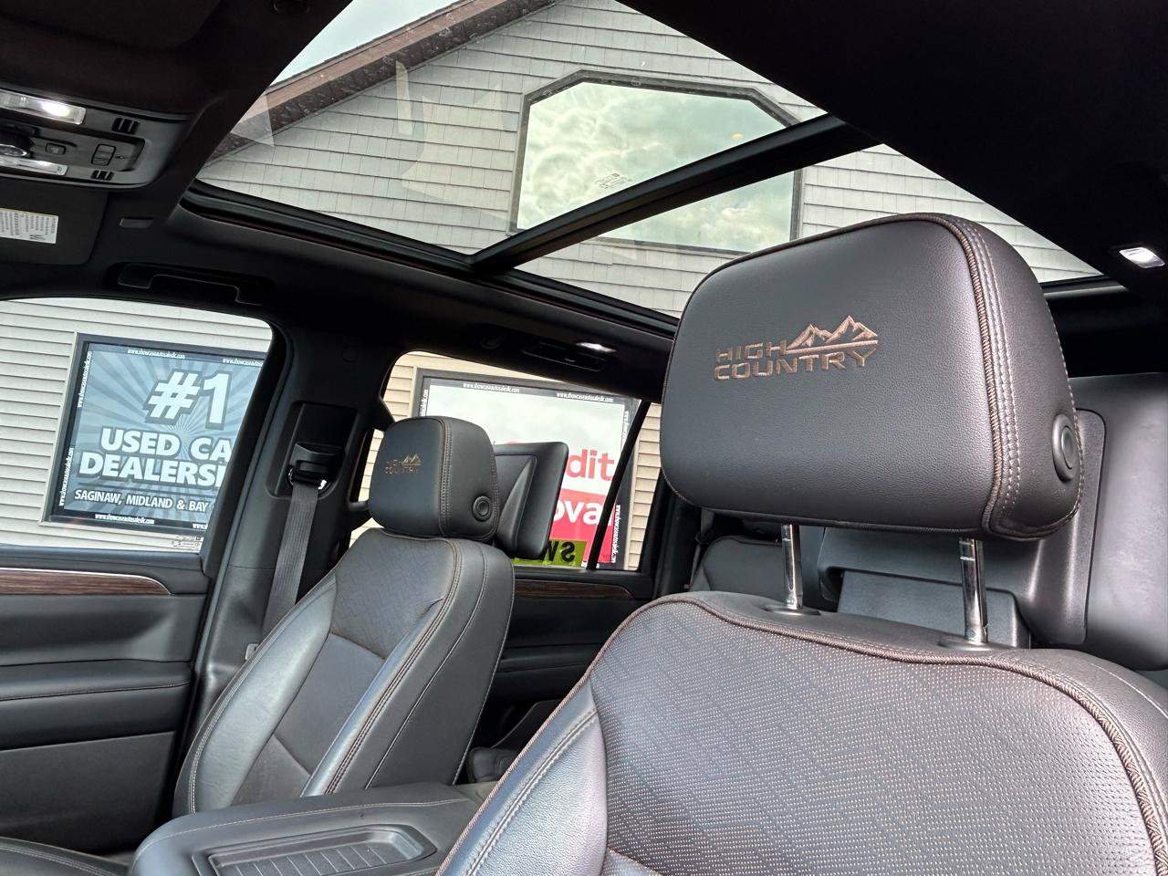 Used 2021 Chevrolet Suburban High Country AWD/4WD image 20