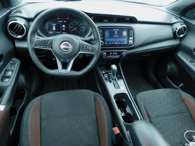 Used 2024 Nissan Kicks SR image 20
