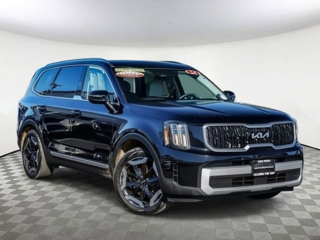 Certified 2024 Kia Telluride EX w/ EX Captain's Chair Package image 2