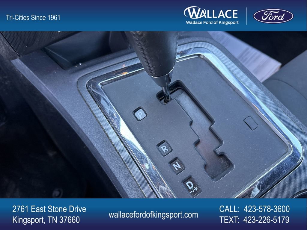 Used 2010 Dodge Challenger SE RWD image 23