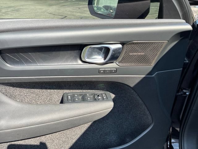 Used 2023 Volvo C40 P8 Recharge Ultimate AWD/4WD image 19