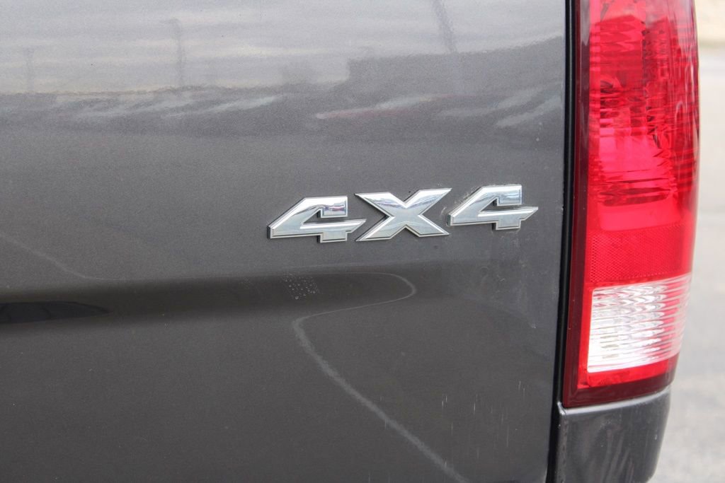 Used 2017 RAM 2500 Tradesman w/ Snow Chief Group image 9