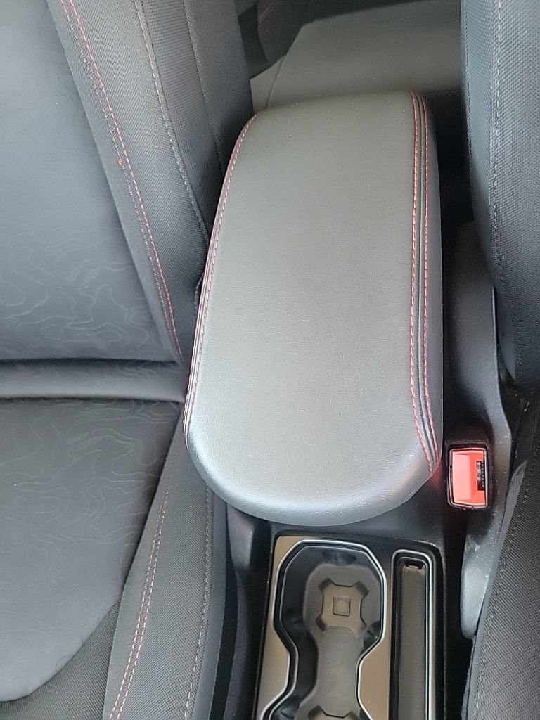 Used 2023 Jeep Renegade Trailhawk AWD/4WD image 31