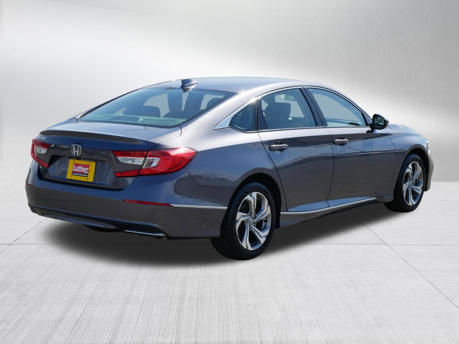 Used 2018 Honda Accord EX-L image 7