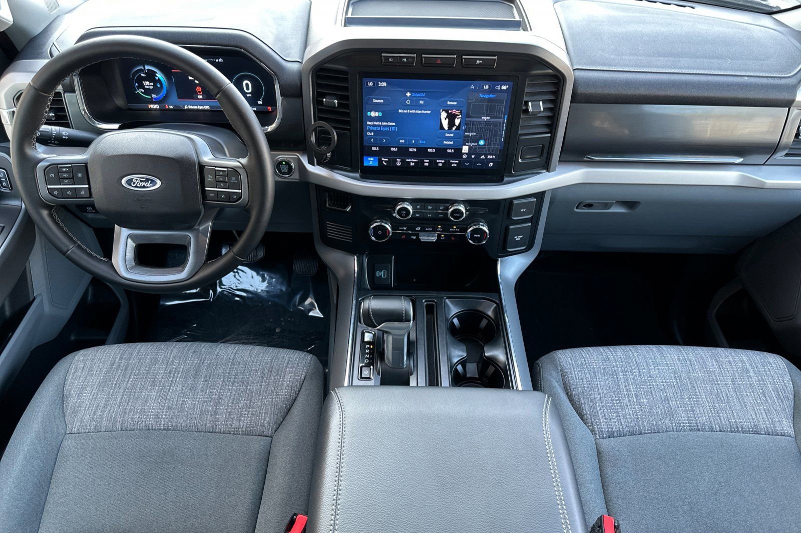 Used 2023 Ford F150 Lightning XLT image 14