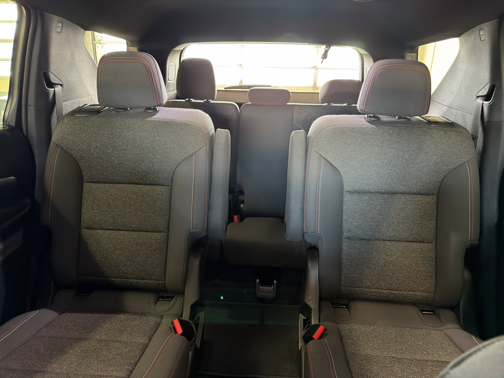 Used 2024 Chevrolet Traverse Z71 image 28