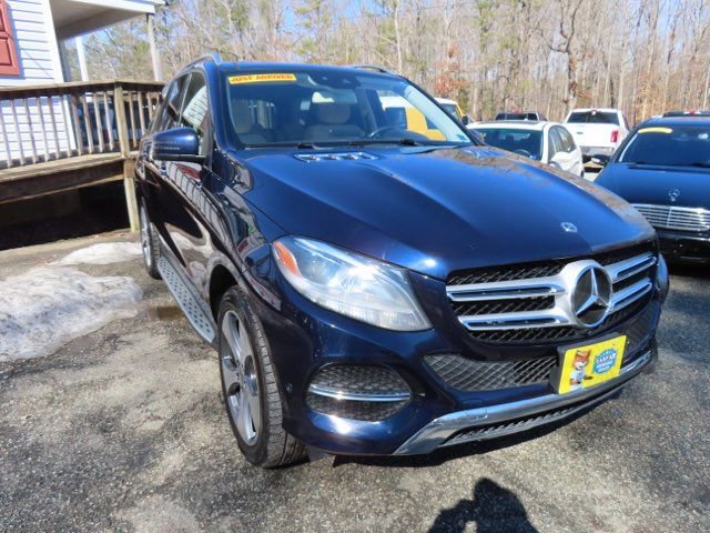 Used 2019 Mercedes-Benz GLE 400 4MATIC image 4
