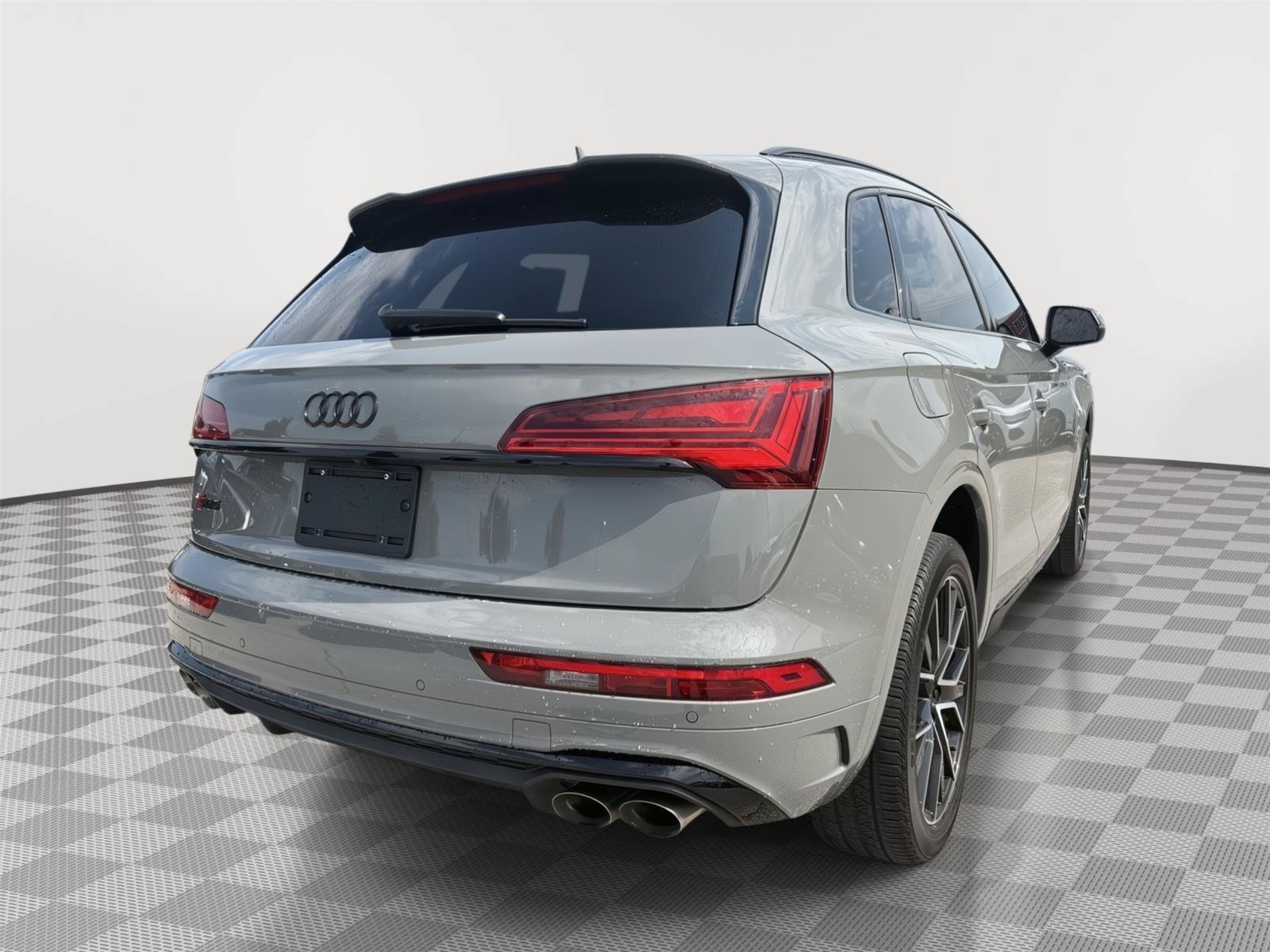 Used 2022 Audi SQ5 Premium Plus w/ Premium Plus Package AWD/4WD image 5