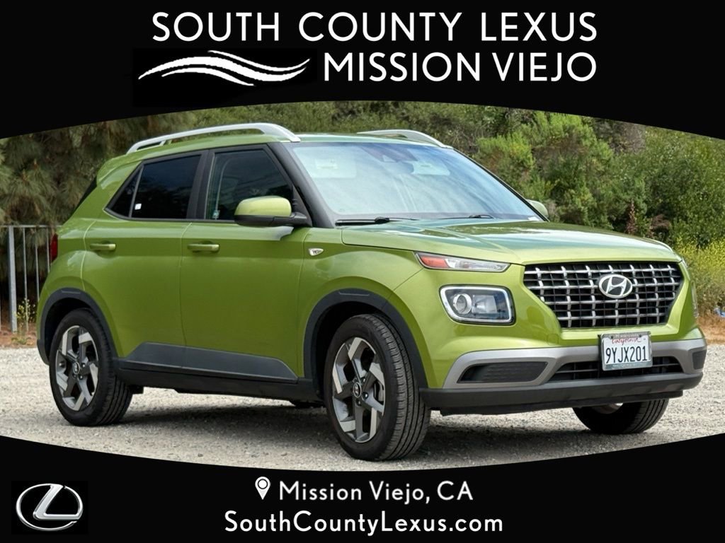 Used 2021 Hyundai Venue SEL image 1