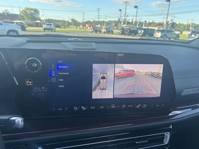 New 2026 Chevrolet Traverse RS image 20
