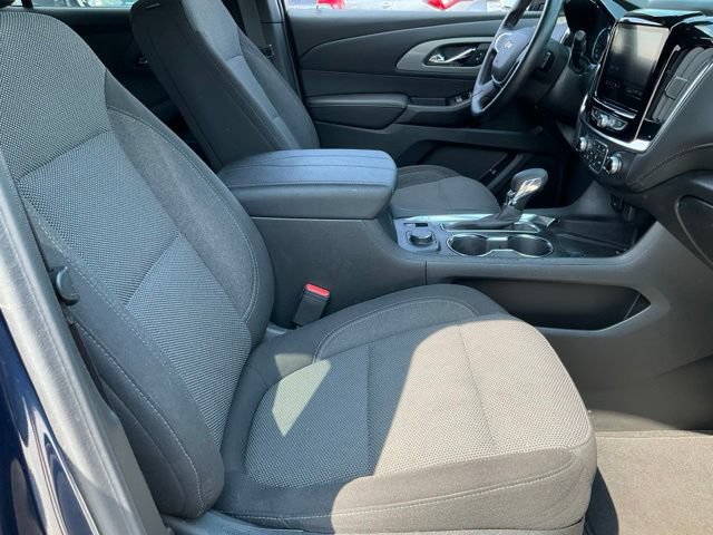 Used 2023 Chevrolet Traverse LT FWD image 21