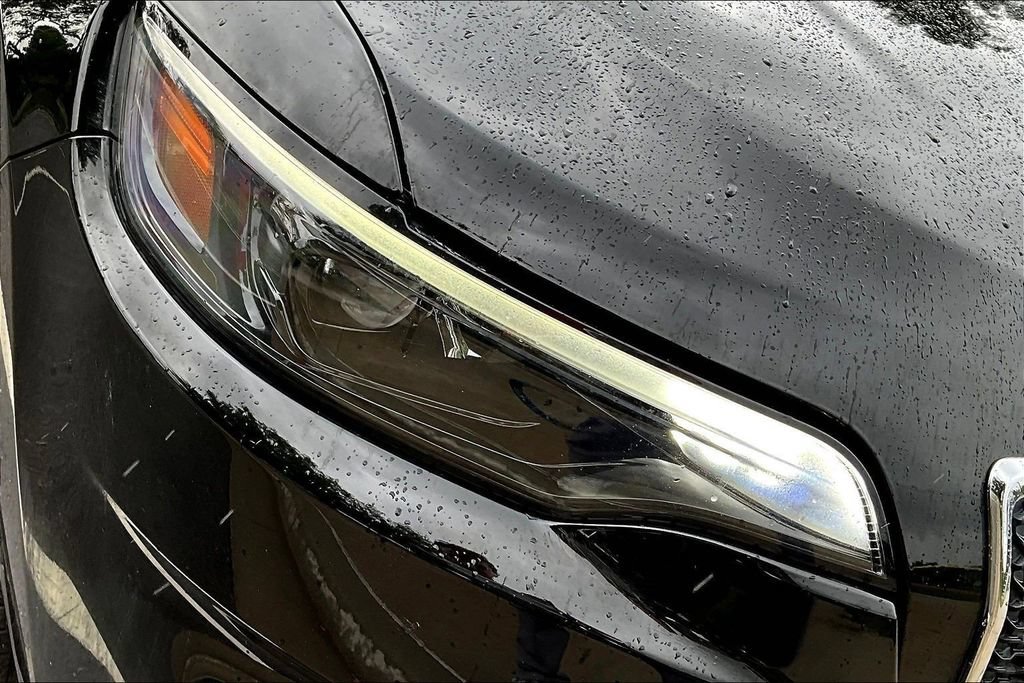 Used 2020 Jeep Cherokee Limited AWD/4WD image 31