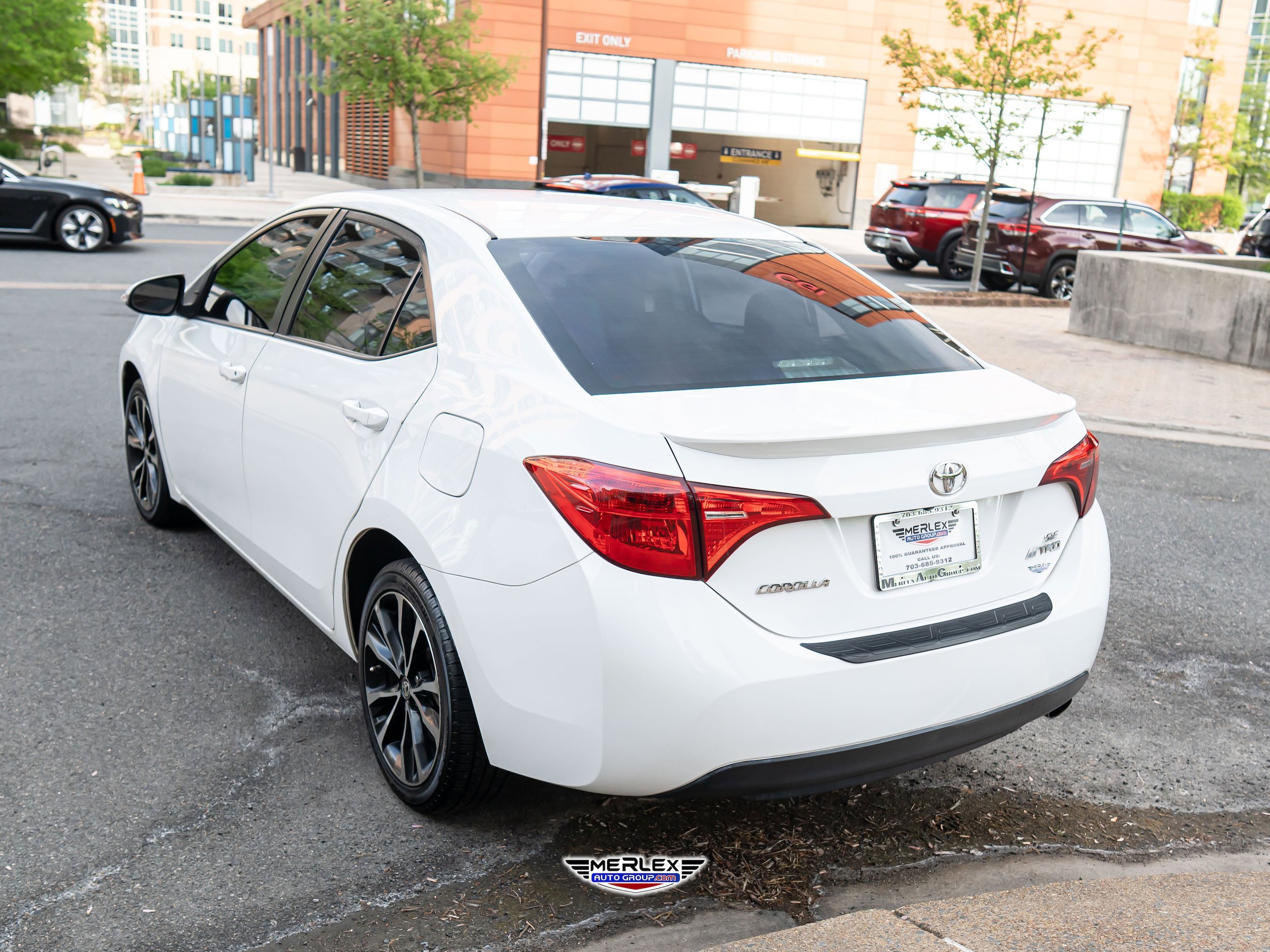 Used 2018 Toyota Corolla SE image 5