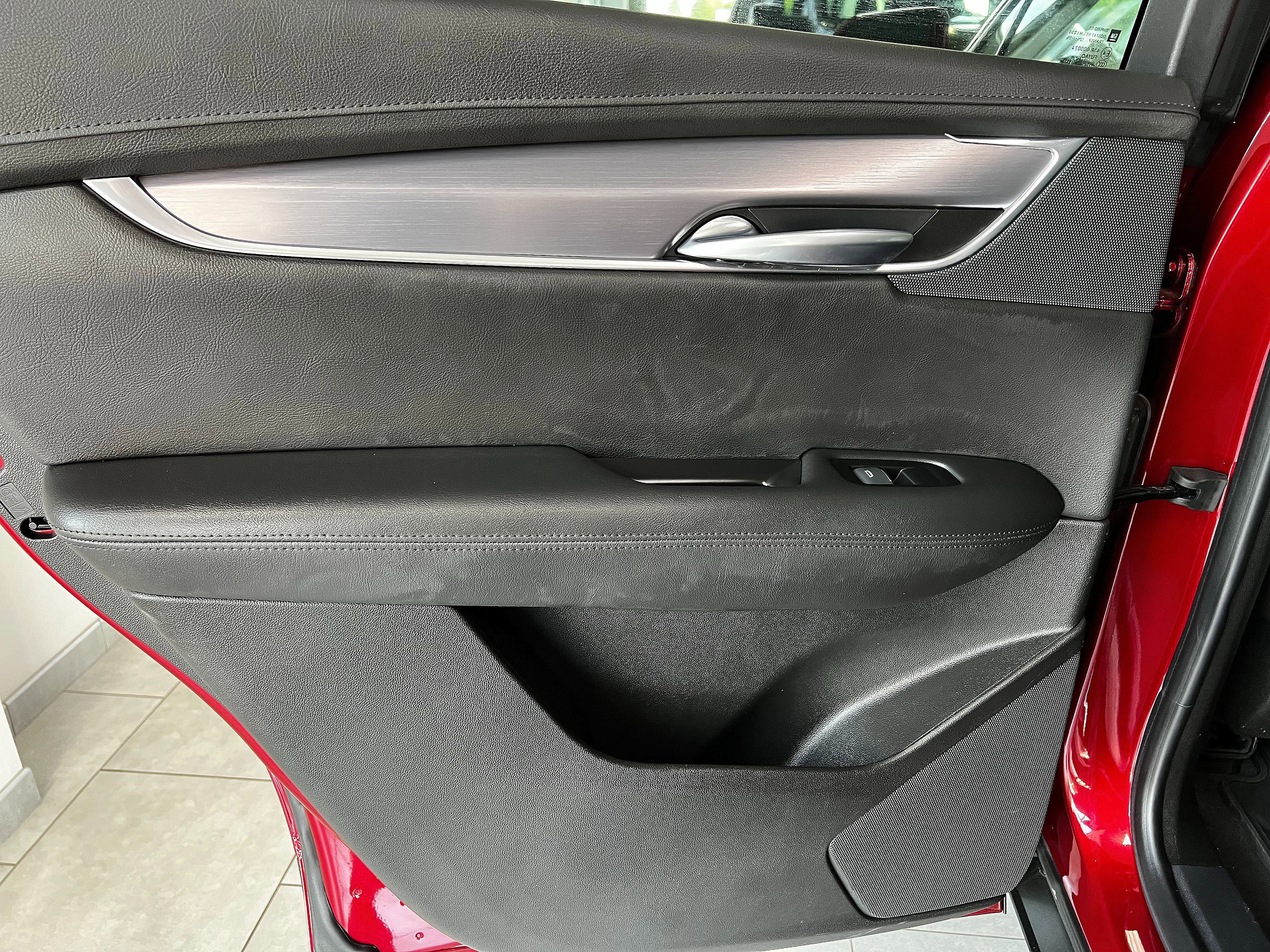 Used 2019 Cadillac XT5 Luxury FWD image 23