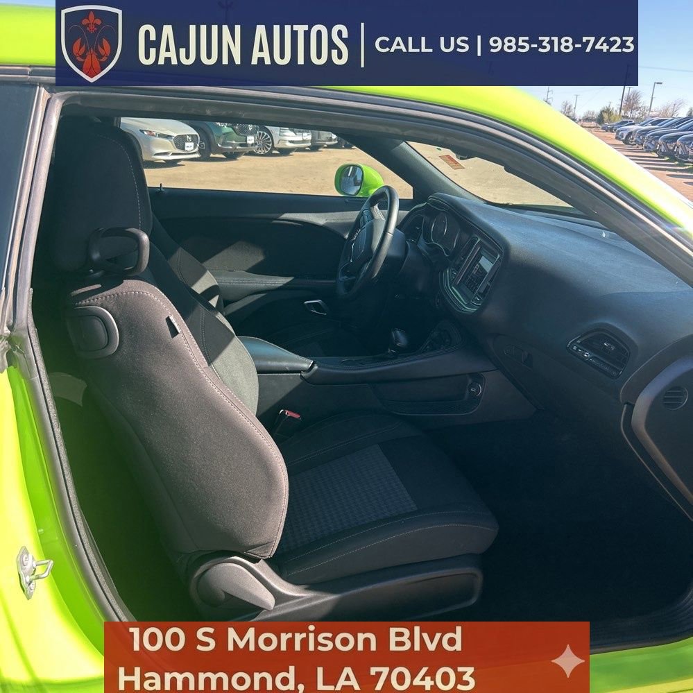 Used 2023 Dodge Challenger SXT AWD/4WD image 9