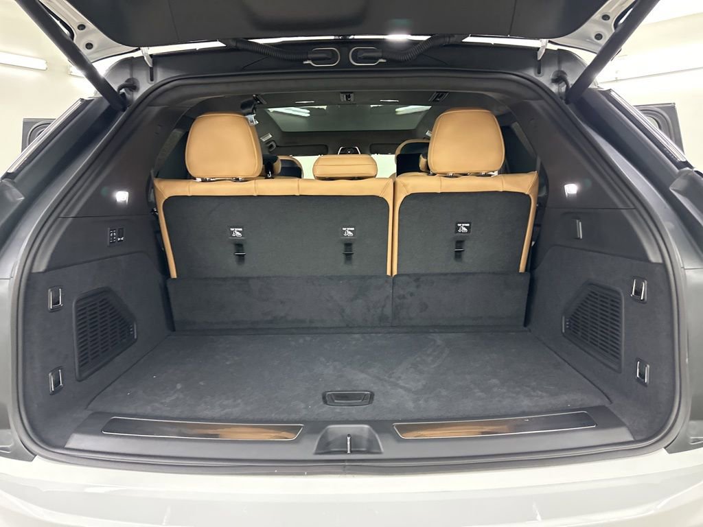 Certified 2025 Cadillac Escalade IQ Sport 2 w/ LPO, ONYX Package image 26