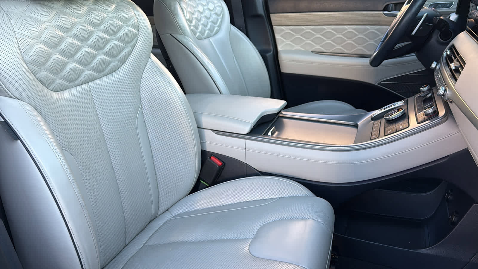 Used 2022 Hyundai Palisade Calligraphy w/ Cargo Package image 53