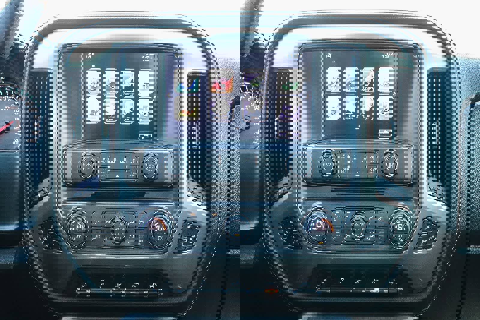 Used 2017 Chevrolet Silverado 1500 High Country image 14