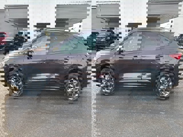 Certified 2023 Ford Escape ST-Line w/ Tech Pack #1 image 2
