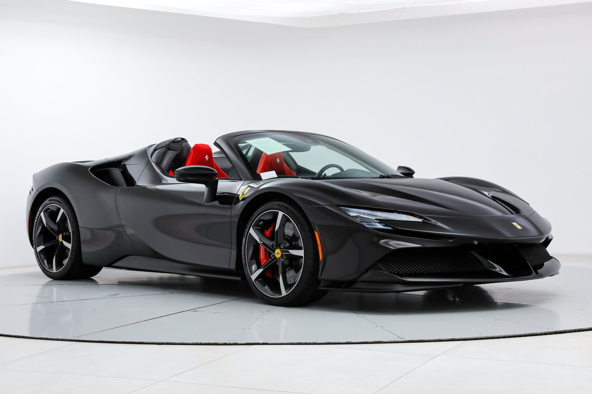 Certified 2022 Ferrari SF90 Spider AWD/4WD image 11