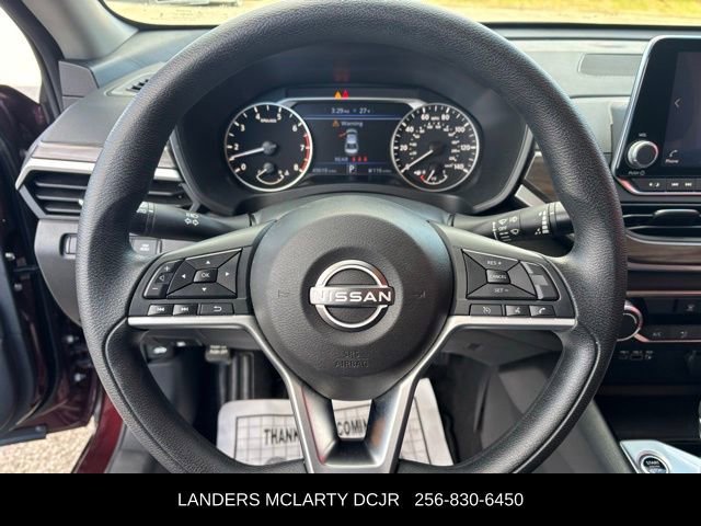 Used 2024 Nissan Altima 2.5 SV image 22