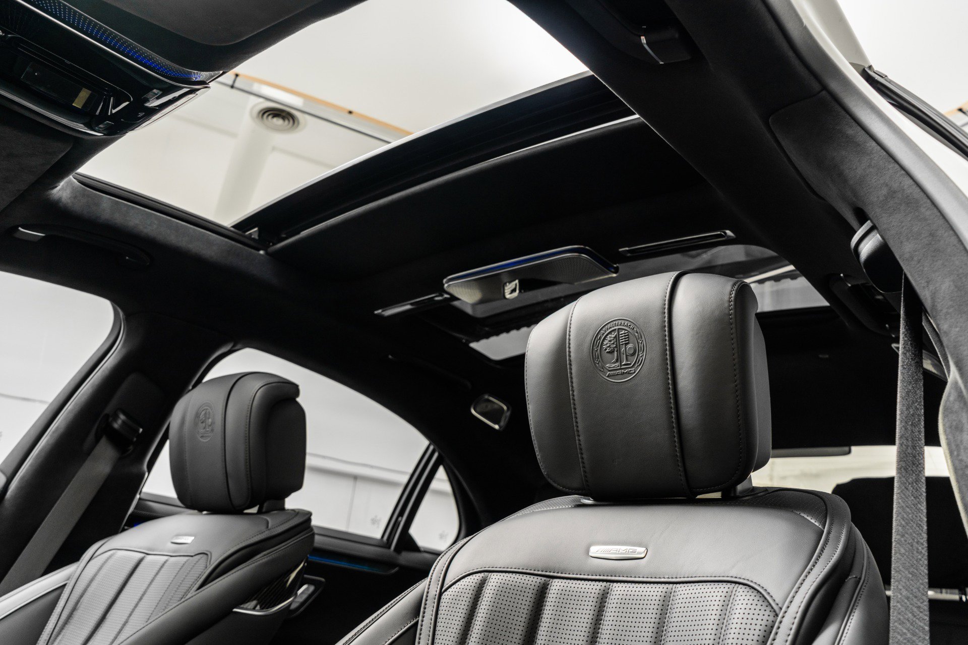 Used 2025 Mercedes-Benz S 63 AMG S image 18