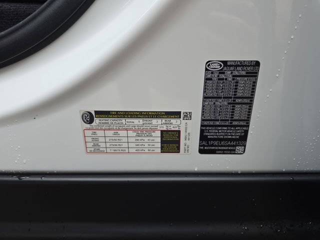 Used 2025 Land Rover Range Rover Sport SE image 38