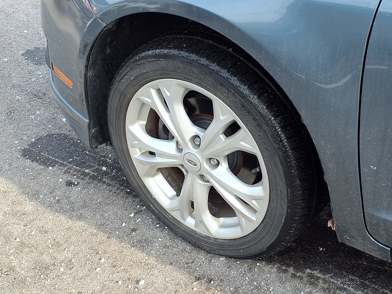 Used 2012 Ford Fusion SE FWD image 24