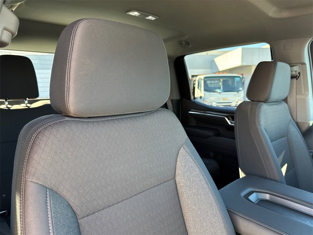 Used 2025 Chevrolet Silverado 1500 RST image 16