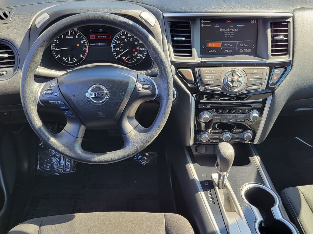 Used 2019 Nissan Pathfinder S FWD image 6