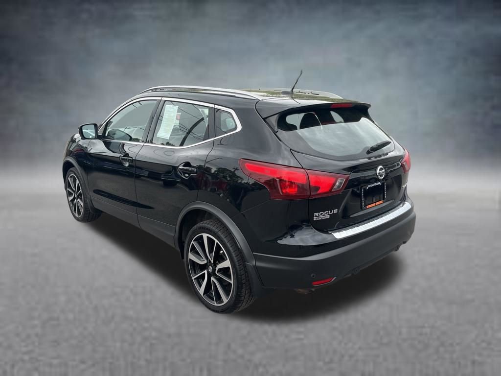 Used 2019 Nissan Rogue Sport SL w/ Premium Package AWD/4WD image 3
