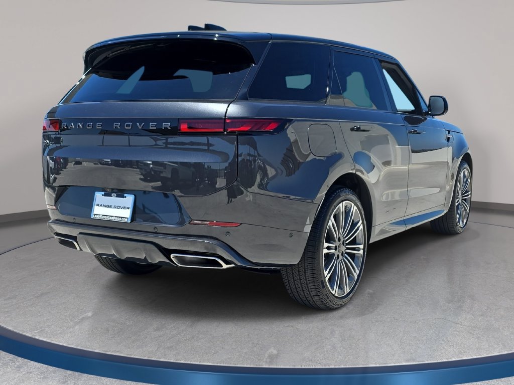 New 2026 Land Rover Range Rover Sport Dynamic SE AWD/4WD image 5