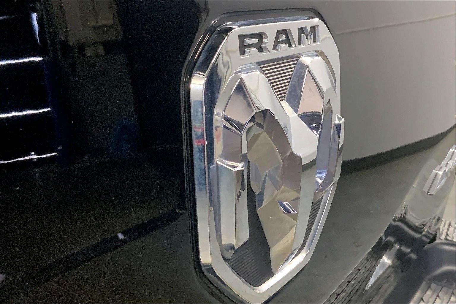 Used 2023 RAM 1500 Laramie AWD/4WD image 30