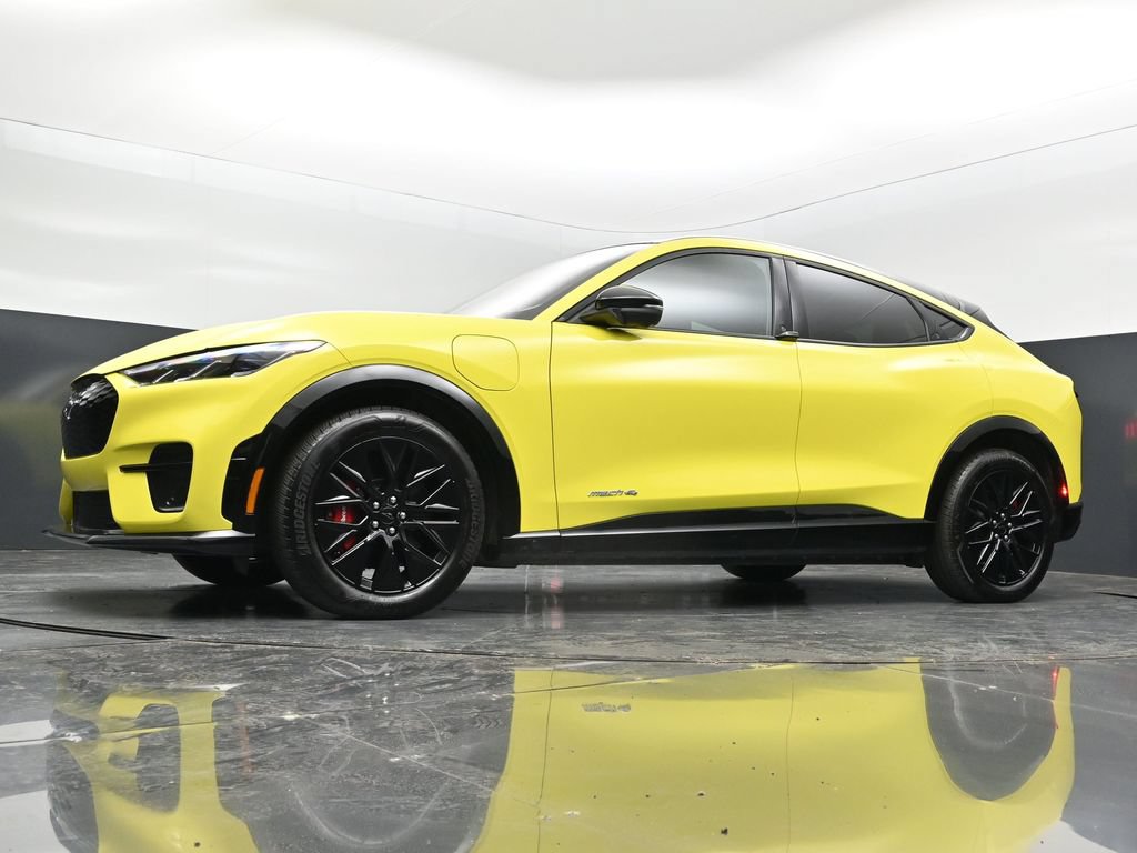 Used 2025 Ford Mustang Mach-E Premium w/ Sport Appearance Package AWD/4WD image 22