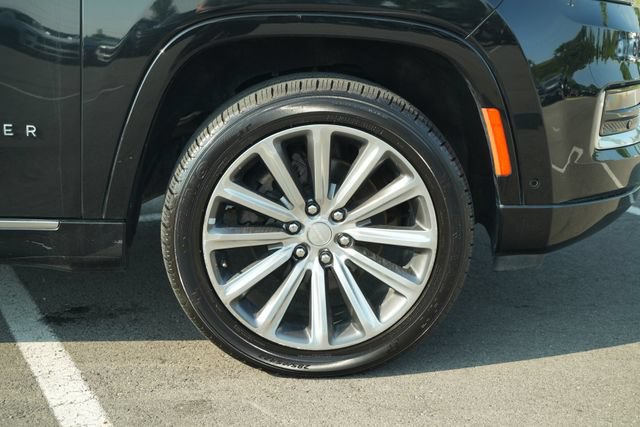 Used 2023 Jeep Grand Wagoneer Series II AWD/4WD image 51
