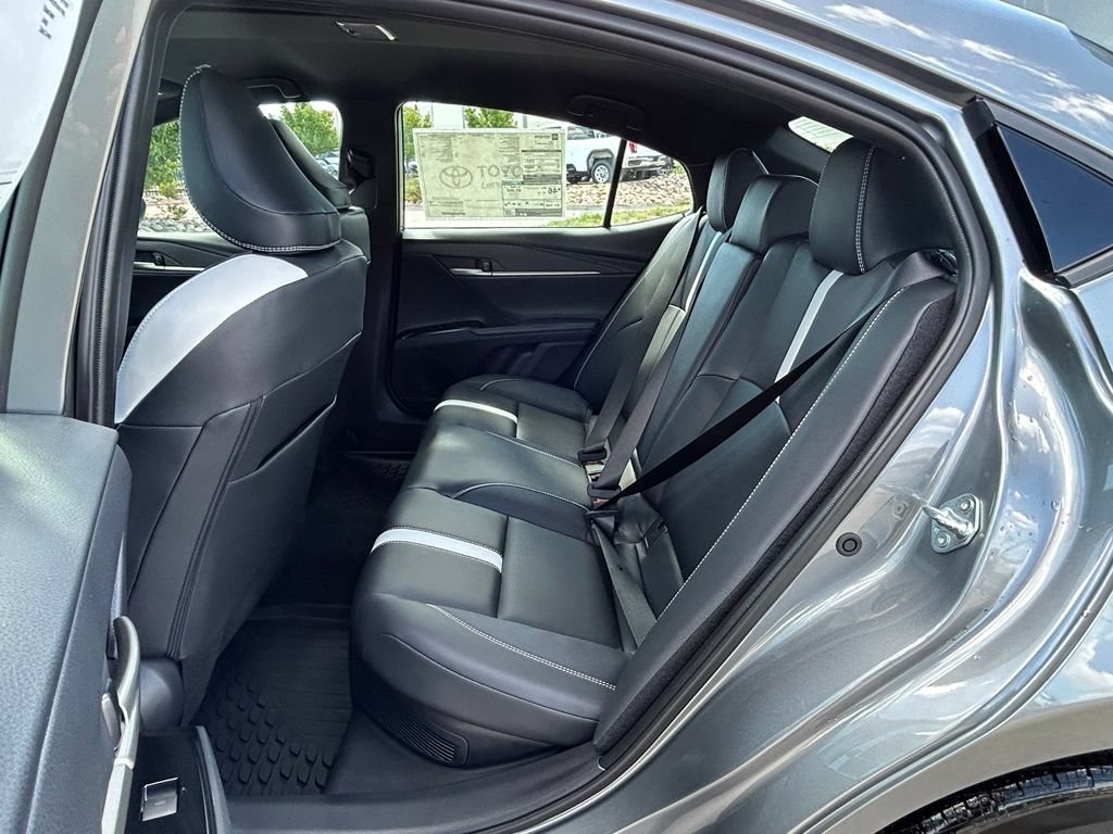 Used 2026 Toyota Camry SE FWD image 23