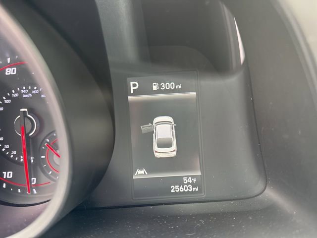 Used 2023 Hyundai Elantra SEL image 9