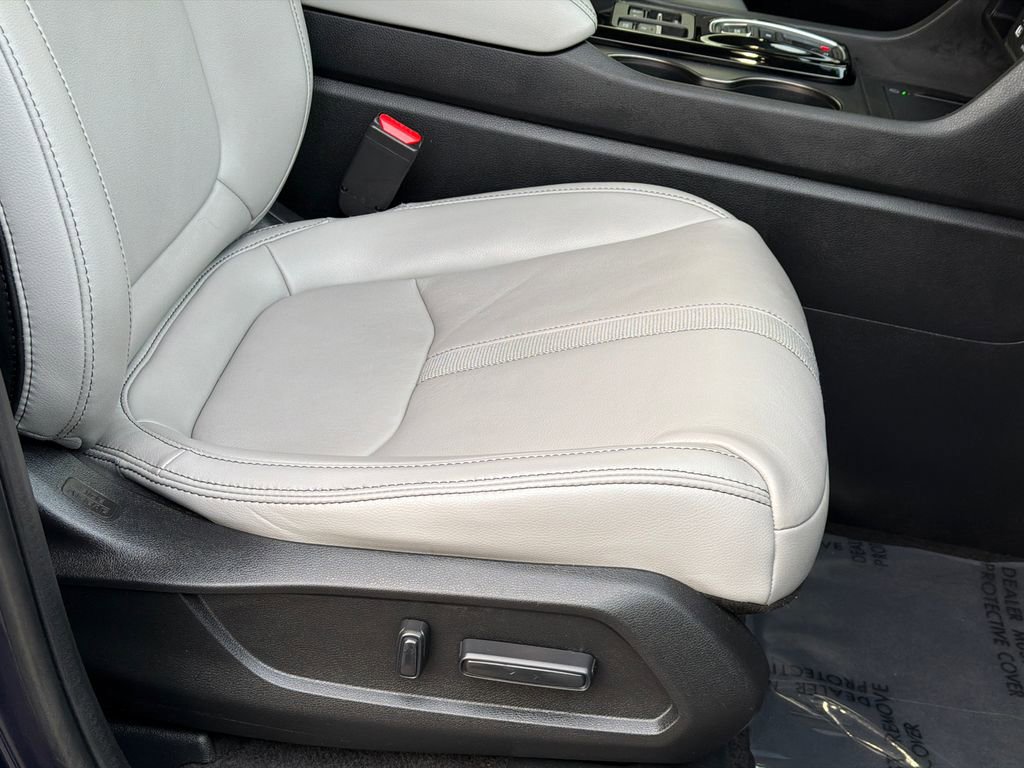 Used 2023 Honda Pilot EX-L image 13